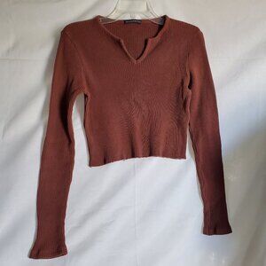 Brandy Melville Brown Cropped Sweater